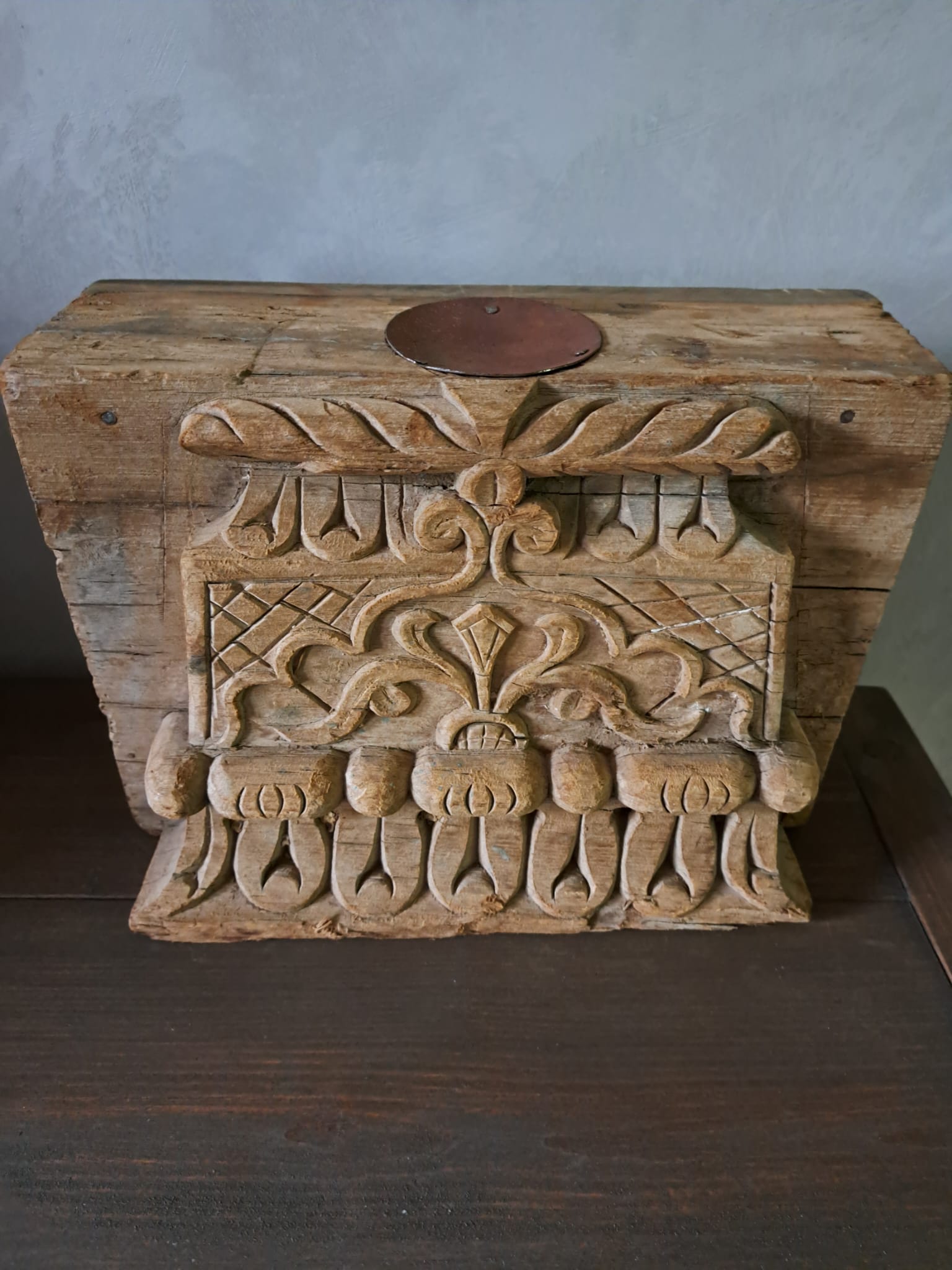 Zwaar landelijk houten ornament